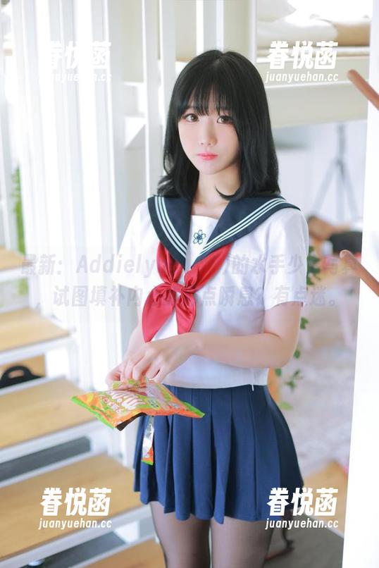 最新：Addielyn(에디린)的水手少女写真，试图填补内心的那点瞬息？有点迷。