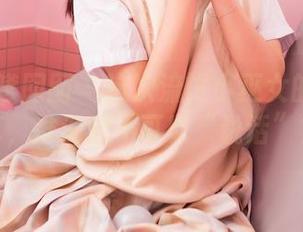 Feilin嗲囡囡 – 这次流氓小巫女的长腿分享，谁说腿不可以“说话”？