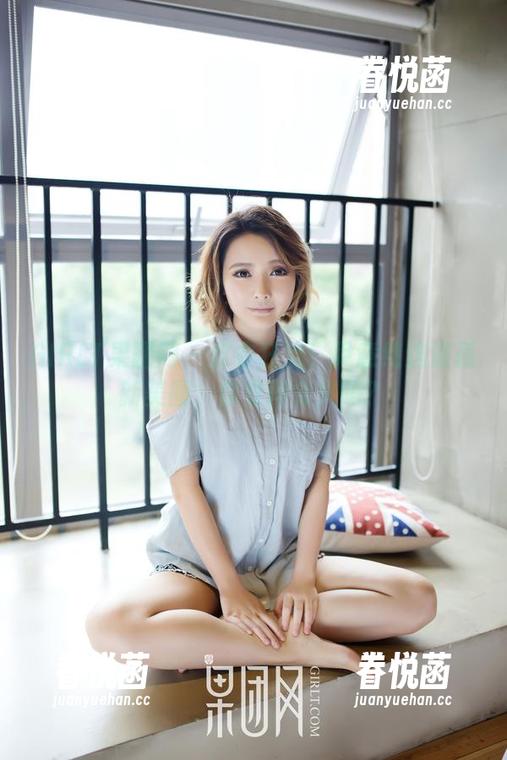 GIRLT果团网 - 皮衣狂欢！尹意纯这波最新美图，你觉得会火吗？