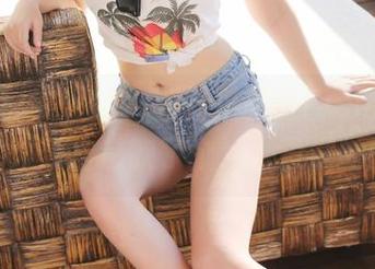 MyGirl美媛馆 – 翻开鱼子酱Fish的黑色图包，发现自己吹了个没头没尾的幽灵！