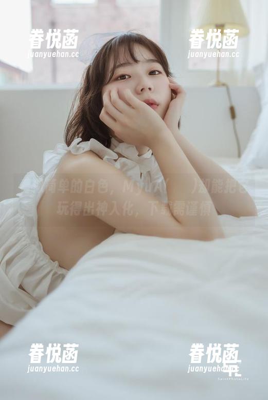 看似简单的白色，MyuA(뮤아)却能把它玩得出神入化，下载需谨慎