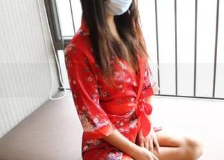 在ROSI网络美图中，白色丝袜的出现是怎样的冲击？