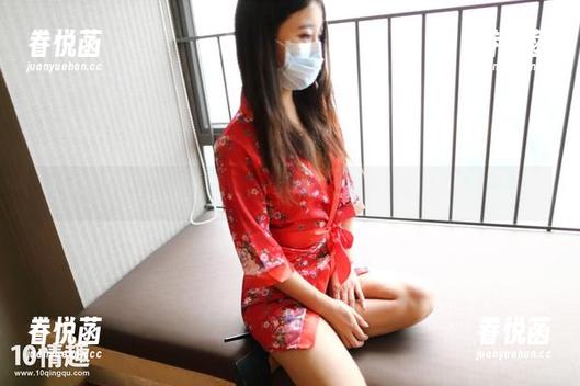 在ROSI网络美图中，白色丝袜的出现是怎样的冲击？