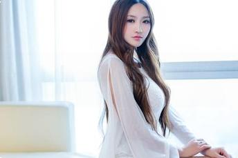 TuiGirl推女郎 – 带上王依萌的睡衣图集，出门只需遮住半张脸就够！