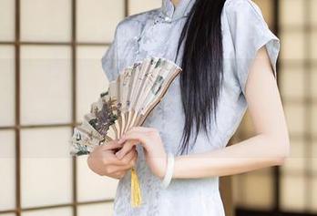 Xiuren秀人网 – 被养乐多DoDo的夏日高清套图俘获，整个人都清爽了！