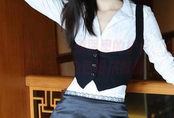 Xiuren秀人网 – 原图里的护士、是小逗逗的在线角色扮演时刻！