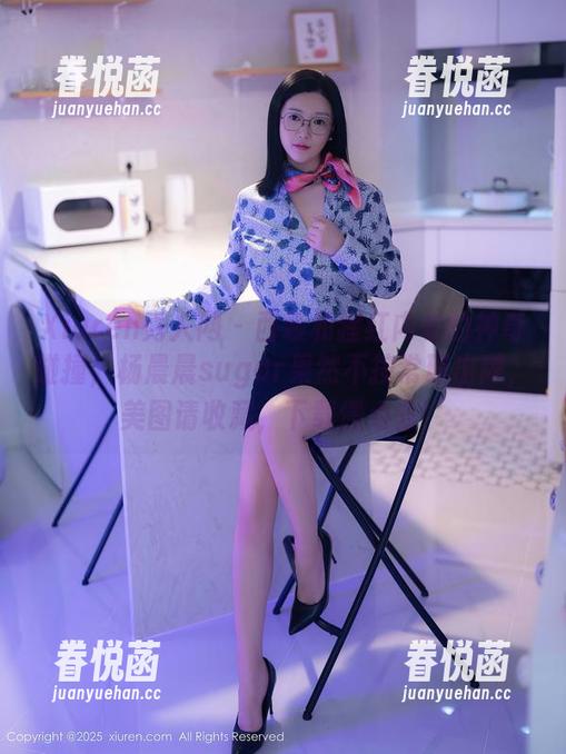 Xiuren秀人网-杨晨晨sugar Xiuren秀人网 - 西装和猩红内衣的神奇碰撞,杨晨晨sugar果然不按常理出牌,美图请收藏,下载慢点去!