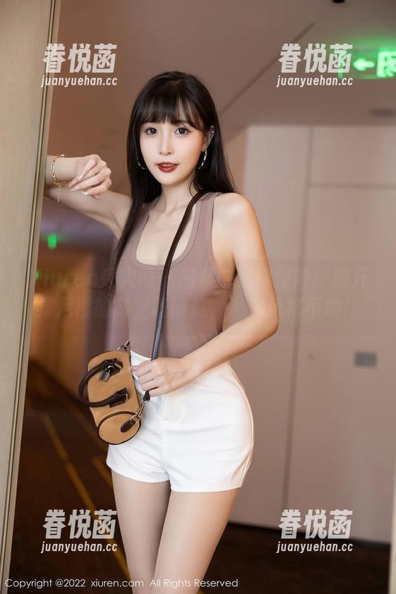 Xiuren秀人网-绯月樱 Xiuren秀人网 - 图集中等你探险:揭开绯月樱的高叉裙谜底,私房风格不赖!