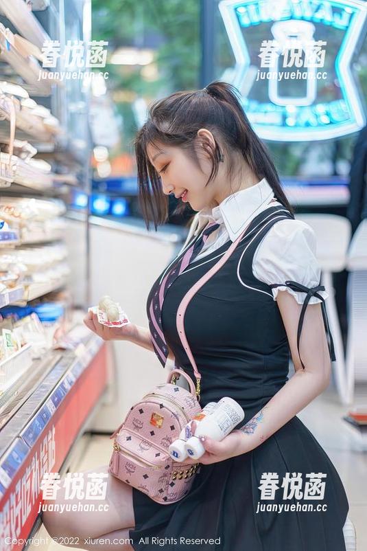 Xiuren秀人网-黄婧GIGI Xiuren秀人网 - 听说黄婧GIGI的厨娘图包能让你收获一颗“美味”的心?