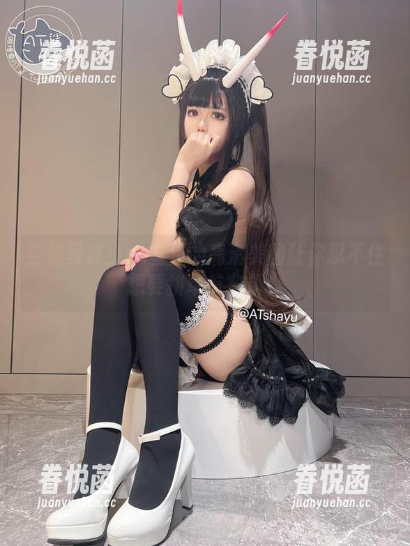 空姐写真：at鲨鱼的高清美图让你忍不住想要拼单航空票！