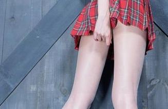 beautyleg – 更新：Miki御姐写真，怎么能忍住不想学呢？反正我已开始模仿了！