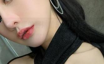 微密圈 – 不爱笑的赛琳的5.20付费，作品集分享总得拿出点诚意吧！