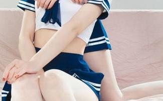 丽柜 – 王欣竹的“白丝&私拍”美图，一种你想悄悄窃取的微妙美感，就是这种不经意的吸引…