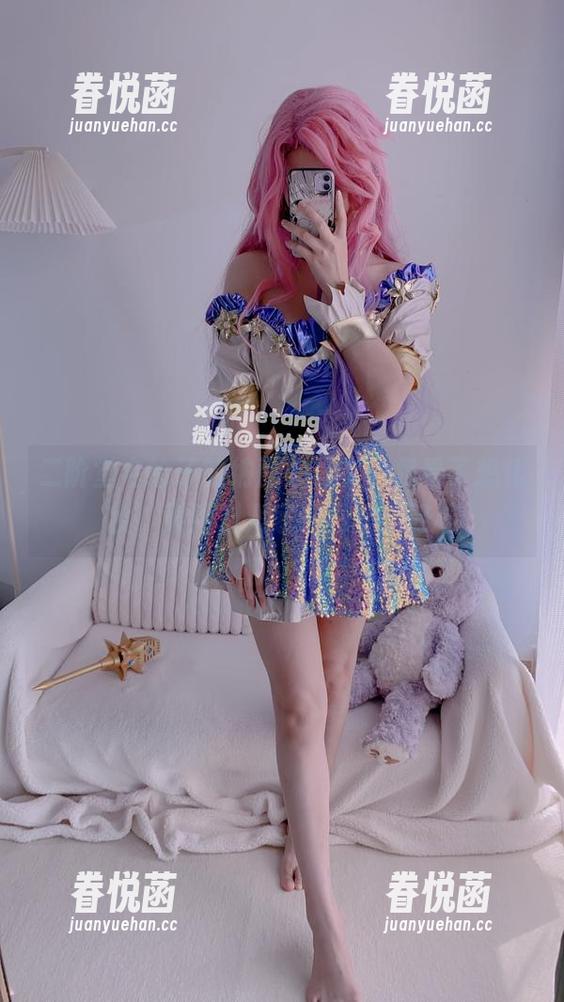 二阶堂宅绘子 二阶堂宅绘子的纳西妲写真,我看了想化妆,果然别人家好看就是好看
