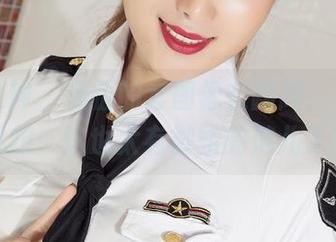 克拉女神 – 汤怡的套图像在翻牌，看完后我就想：这也太有御姐的范儿了吧？