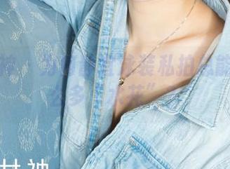 克拉女神 – 为何静宜泳装私拍总能引发这么多“水花”？