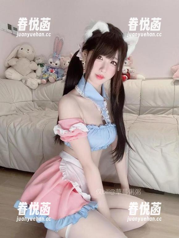 微密圈 - 十万口草莓粥粥的舰长图包，我对原图有点想法，套图却又让我回到原点。
