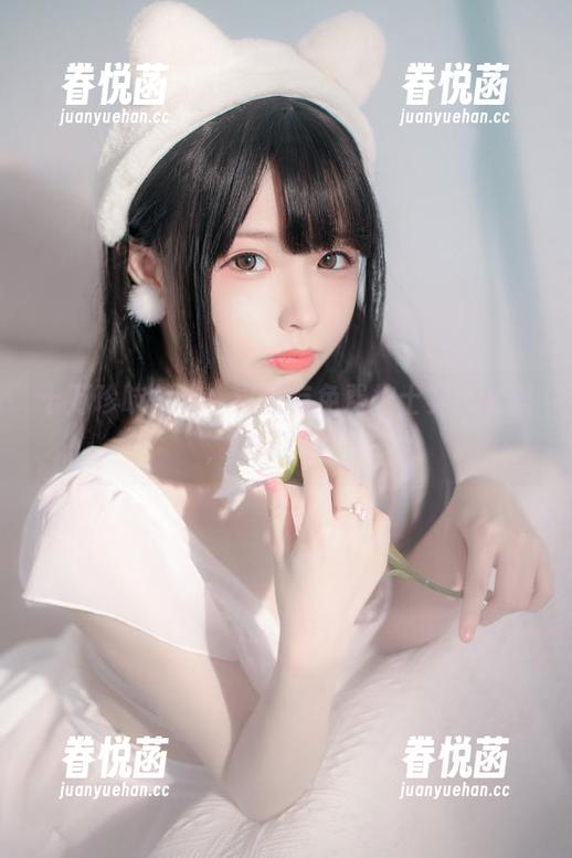 十万珍吱伏特，这里有免费护士实习生照，略带调皮～
