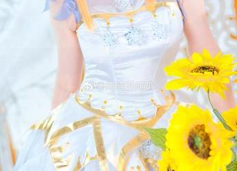 闲着没事，喵喵的喵吖带你游，下载星穹铁道银狼美图就从这里开始！