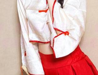 头条女神 – 美图界的新宠，火儿的温柔果然懂得不止一点点，试试吧！