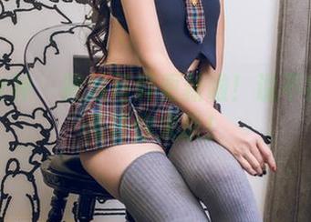 头条女神 – 筱慧写真更新啦！说不完的温柔等你来听！