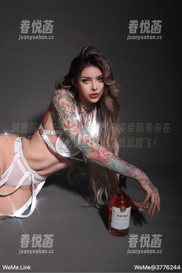 奈斯希希 微密圈 - 乍一看是和服,其实奈斯希希在图集里默默传达:穿上它我就能飞!