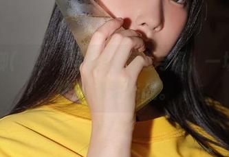 姜仁卿(강인경)写真：海边与风，一场对身体的温柔挑战。