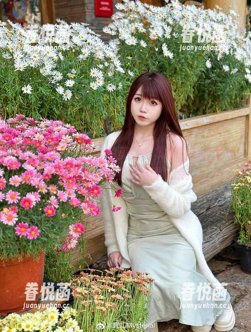 宝儿mysterial的美腿合集中，cos是一道菜，点心可是别错过哦！
