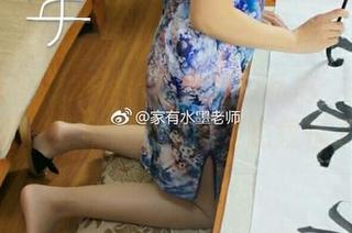 微密圈 – “家有水墨老师”私拍：女孩的资源，让我倒想问她要点教程了。