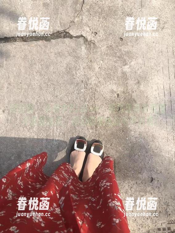 微密圈 - 小仙女ELaine：咱这是黑白美图，不是情绪包，你们的情绪我可不负责！