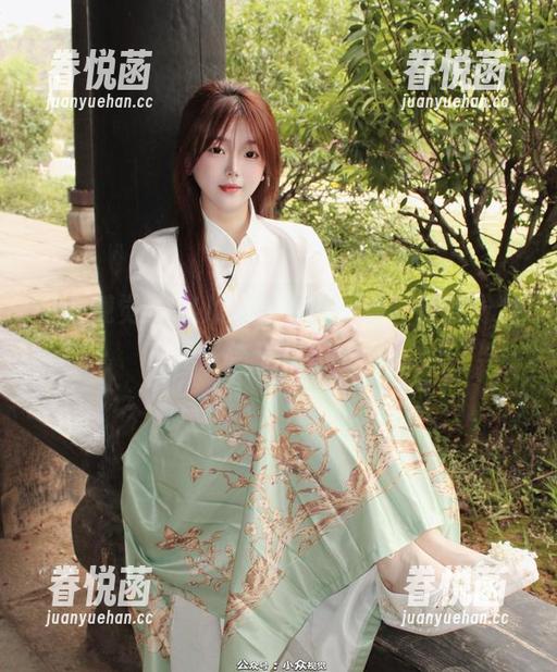 小众视觉-敏儿 小众视觉 - 敏儿的修女新图集,这装扮到底是圣洁还是俏皮呢?