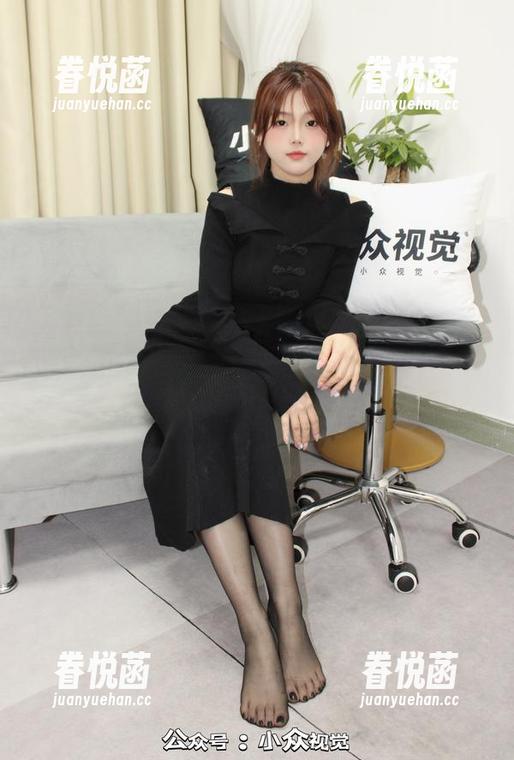 小众视觉 - 免费获取灵灵灰丝美图，想说我也想变得这么灵动！