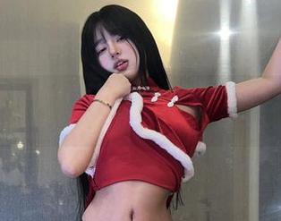 微密圈 – 小优优子的牛仔裤下，无圣光的另类解读，美图展现的日常，就这样悄悄入侵。