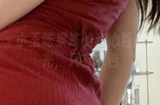 微密圈 – 小玉吃果冻的甜心百态：没有圣光，只有本色
