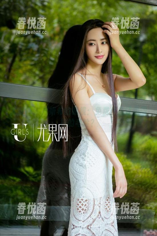 尤果网-周妍希 尤果网 - 周妍希的眼镜:免费作品还是眼神的考验?