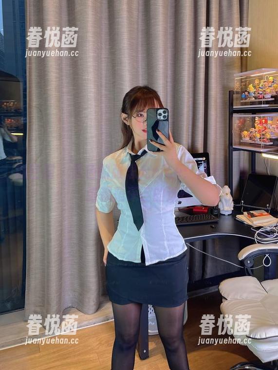 微密圈 - 黑色的张思允nice：美图，每一张都是深邃的选择