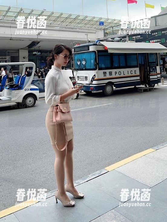 张老师 微密圈 - 张老师豹纹女人无圣光作品,谁敢直视?