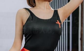 普美Bomi(보미)的“Bimilstory”：网袜女仆，照片直击人心，后果自负啊。