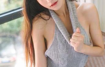 果团网 – 福利满满，蜜桃Q妹儿晒的海边图片，太让人忍不住多看几眼了。
