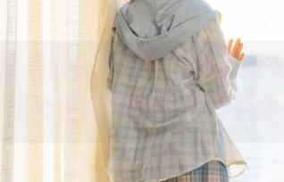 别说我没提醒你，桜桃喵的最新女孩套图看完后心里痒痒的，真有点难受呐
