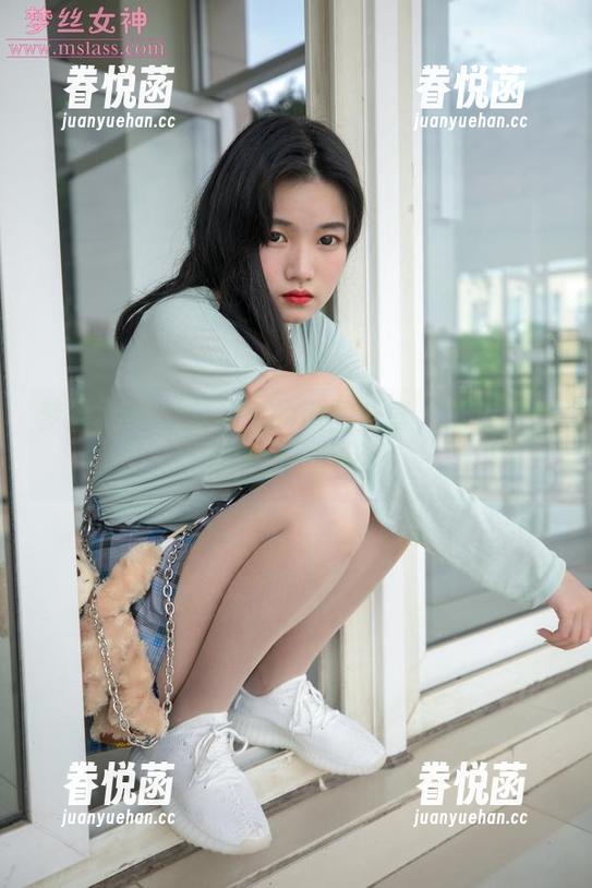 梦丝女神 - 莹仙女的原图分享，透明的不仅仅是她的衣衫...