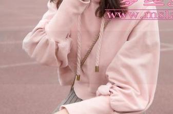 梦丝女神 – 精选雪馨内衣：只是一件衣服？不完全是