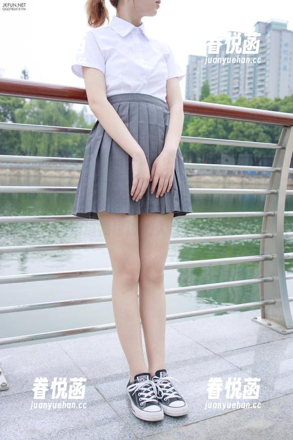 森萝财团 一打开图包,我就被这JK校服白丝炸到了,难道我也该加入森萝财团?
