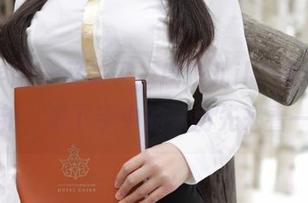 模范学院 – 又来了，唐琪儿il“裸足”图集更新，放下手中的一切先来看一下！