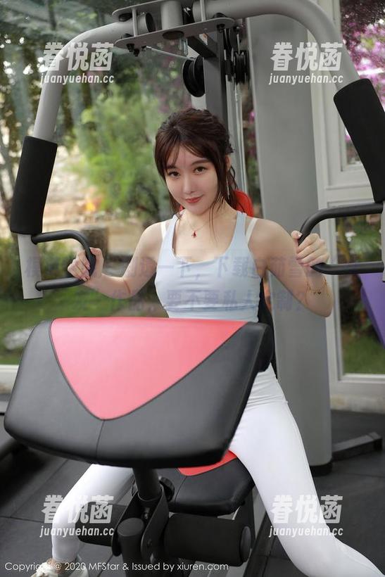 模范学院 - 剧透一下，下载白茹雪的“女友”作品，要不要私人定制？