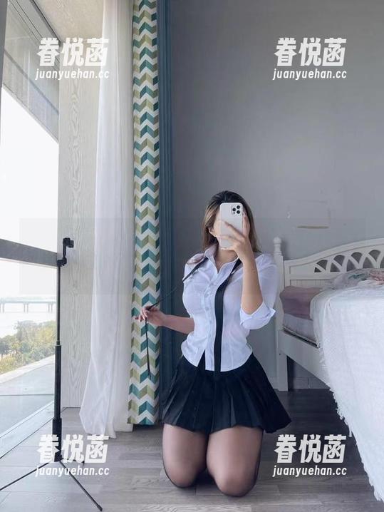 洁己u 微密圈 - 不得了,洁己u的白裙美图合集,真有那么神奇啊,快来瞧瞧!