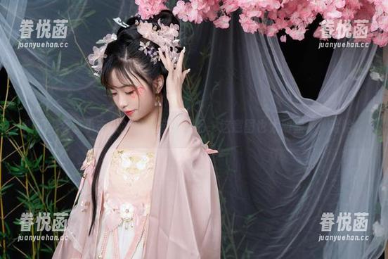 爆机少女喵小吉做的猫娘定制作品，这意图也太明显了，哈哈。