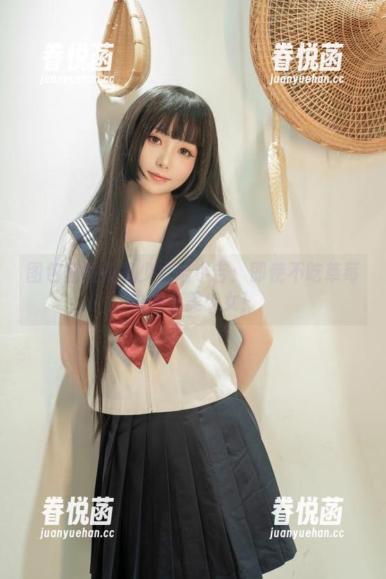 图包里的爆机少女喵小吉：即使不吃草莓也是个美少女！