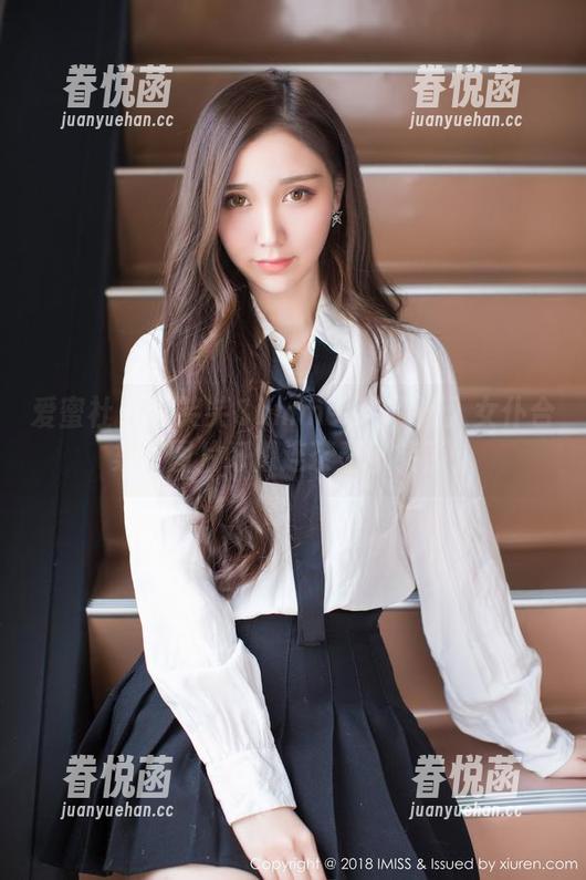 爱蜜社 - 夏笑笑Summer带你进入女仆合集，图片好像连茶壶都笑了。