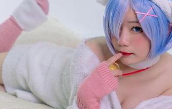 《Alicethemaid》的新更新，王胖胖u带你看女仆不为人知的两三个事儿！